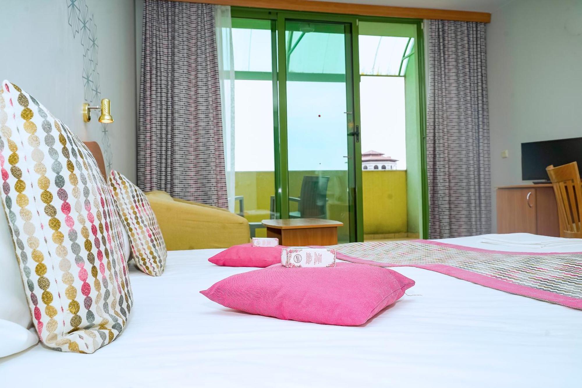 Mpm Hotel Kalina Garden ساني بيتش الغرفة الصورة