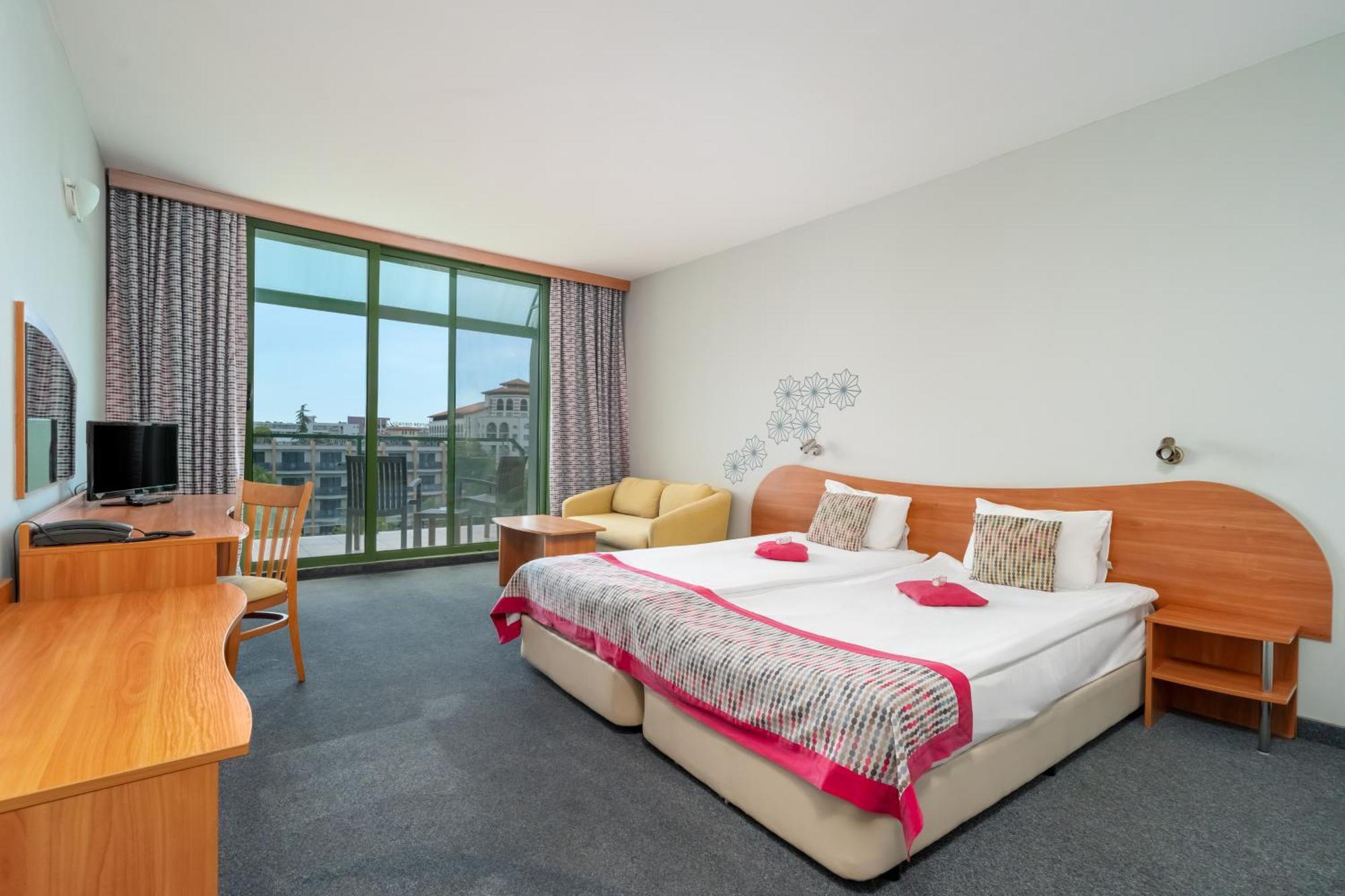 Mpm Hotel Kalina Garden ساني بيتش المظهر الخارجي الصورة